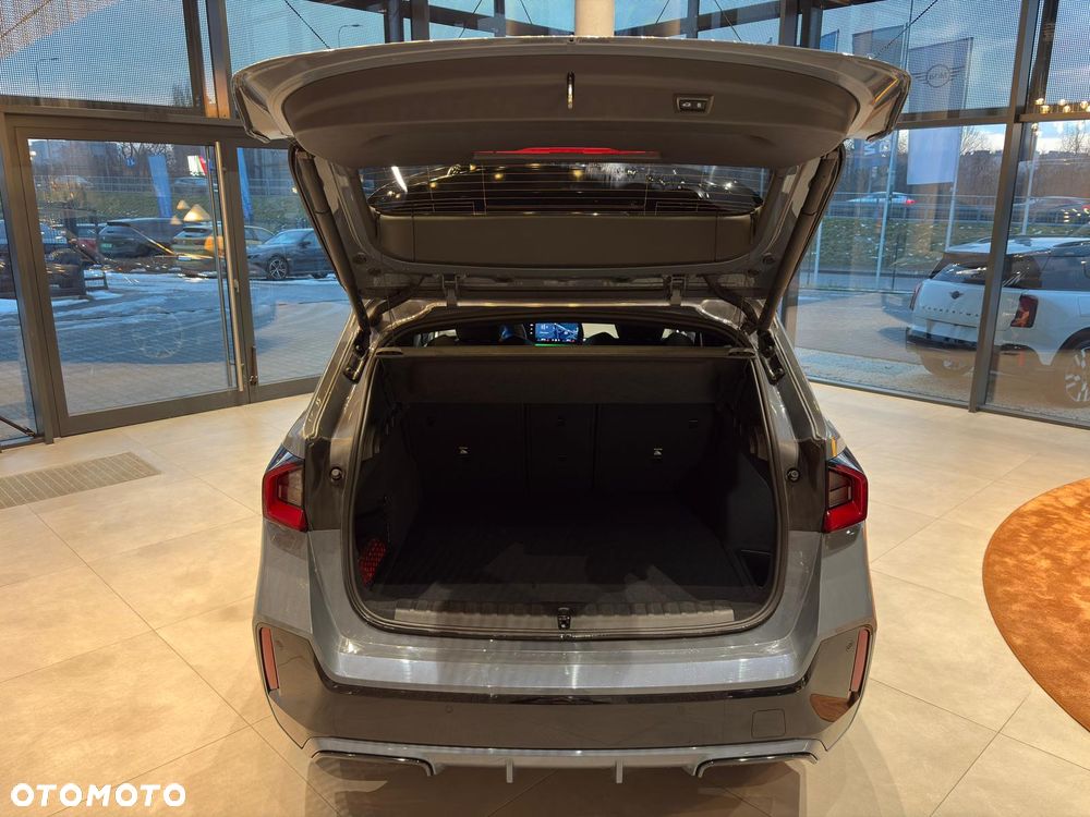 BMW X1 - 24