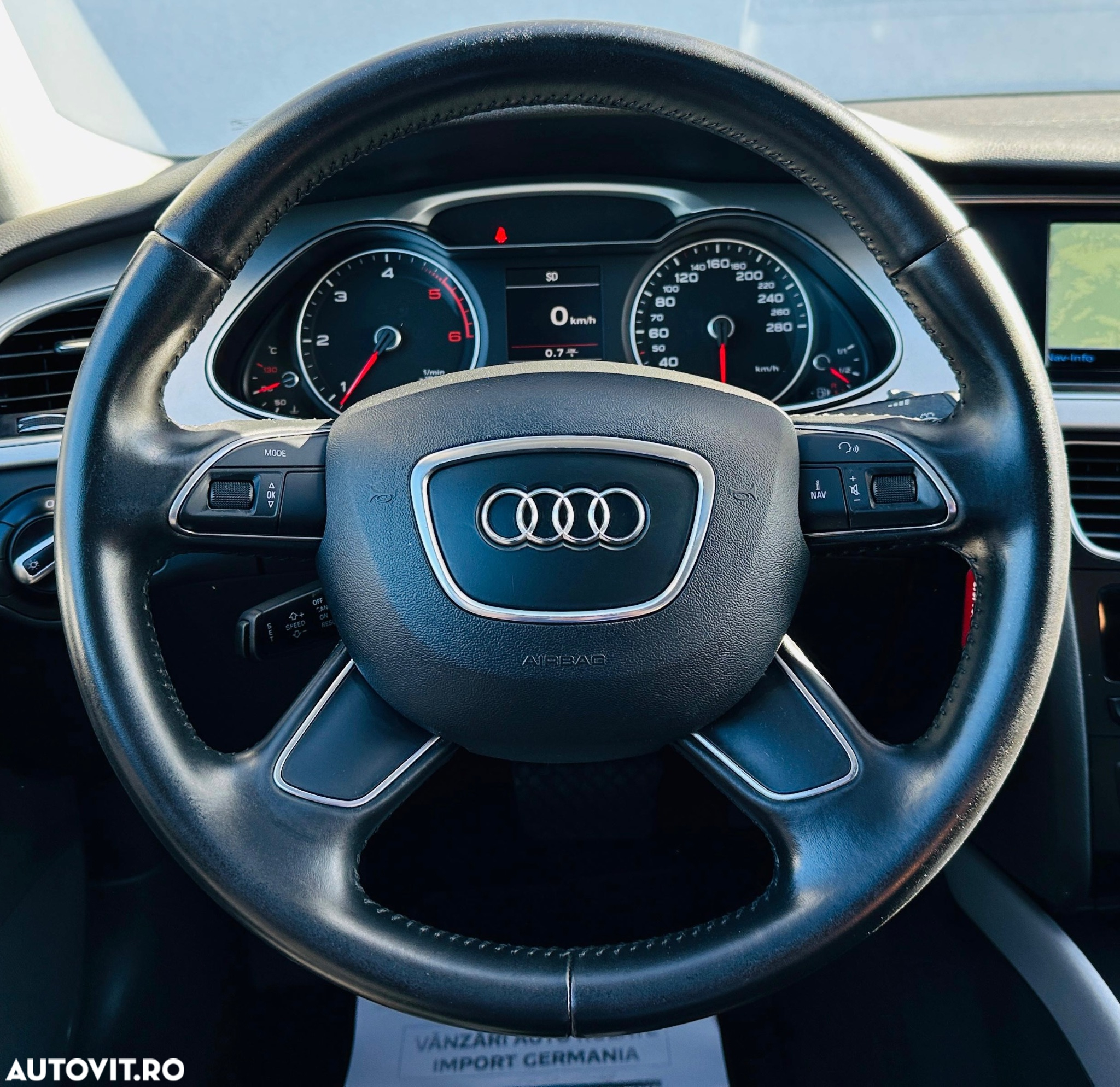 Audi A4 2.0 TDI DPF clean diesel multitronic Attraction - 30