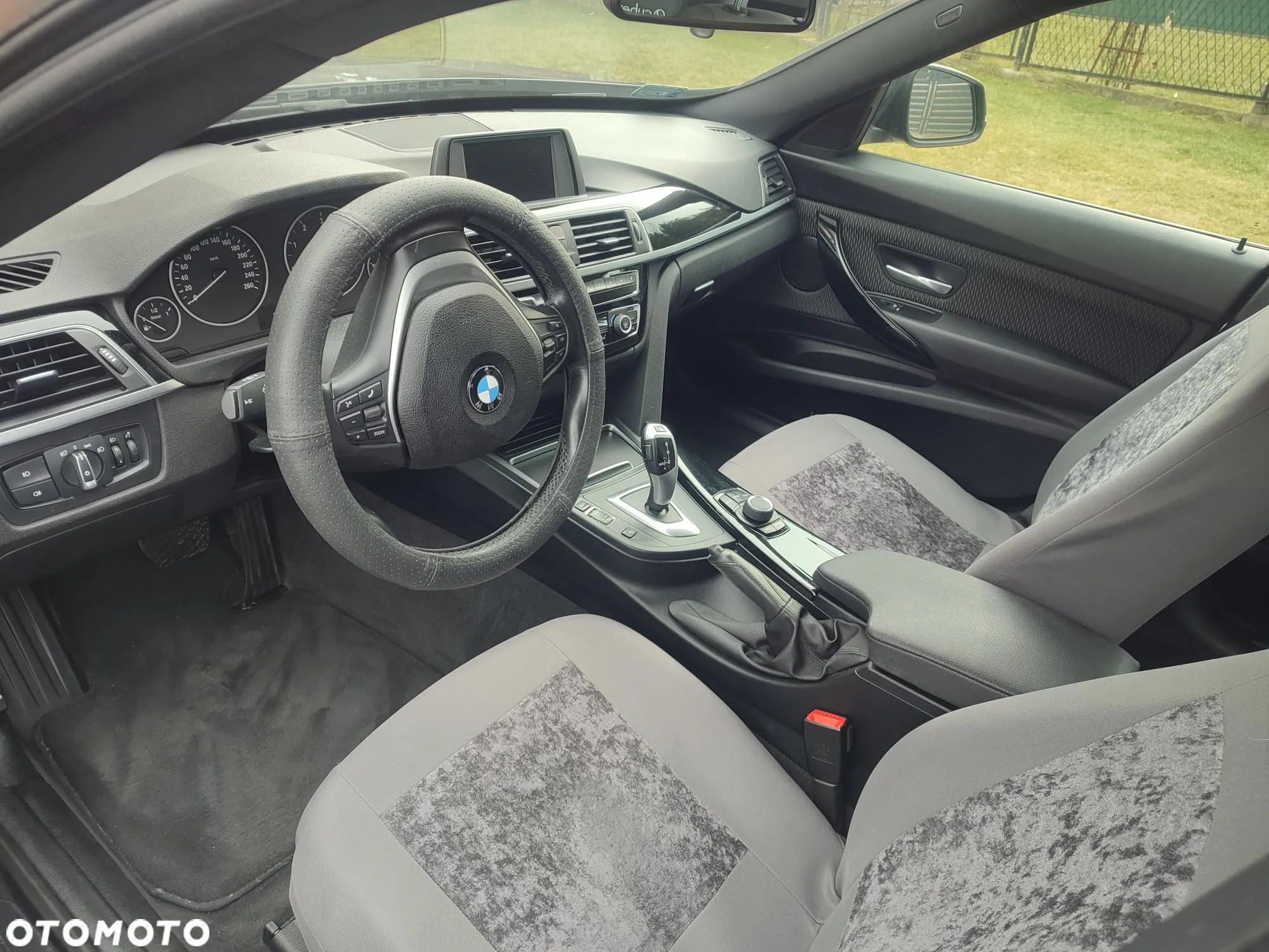 BMW 3GT 318d Advantage - 10