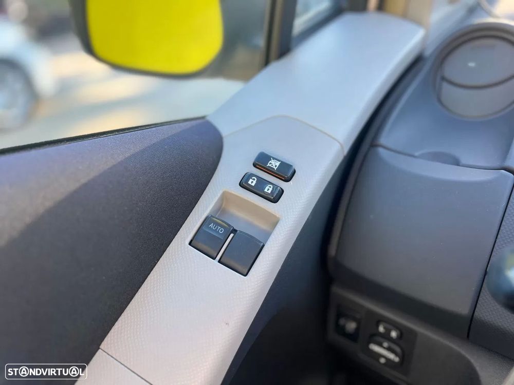 Toyota Yaris 1.4 D-4D Comfort+AC - 13