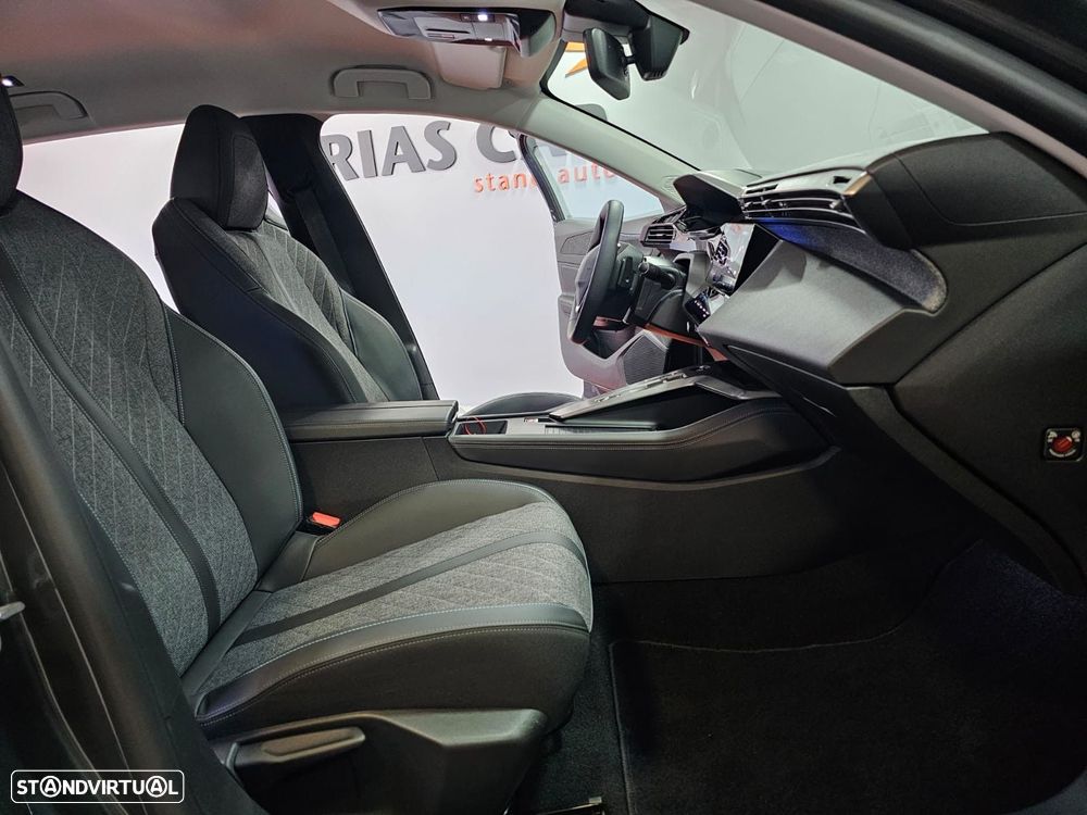 Peugeot 408 1.2 PureTech Allure EAT8 - 12