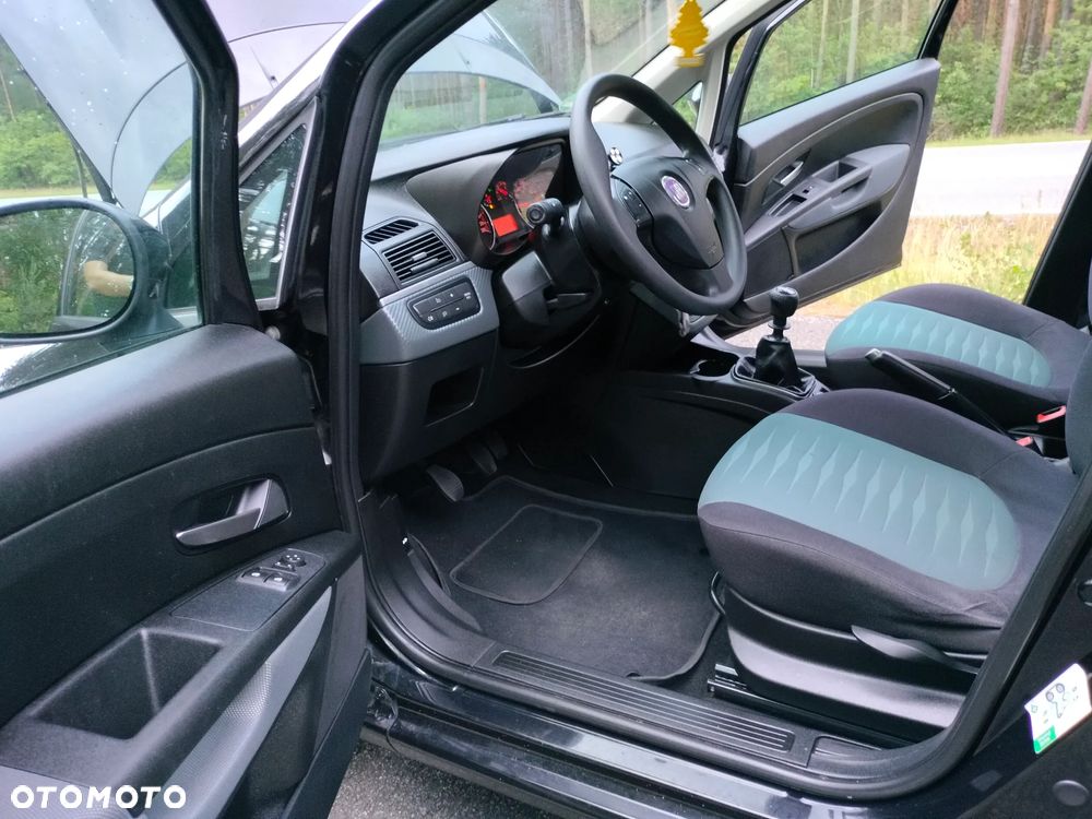 Fiat Grande Punto 1.4 8V - 23