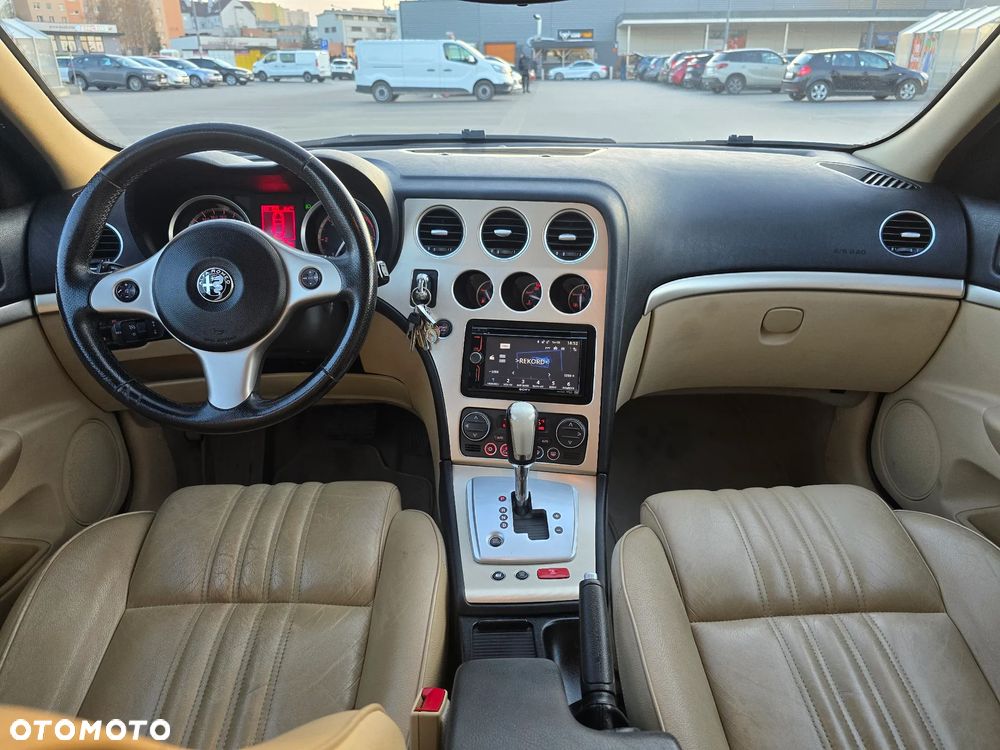 Alfa Romeo 159 2.4 JTDM 20V DPF Q-Tronic Distinctive - 15