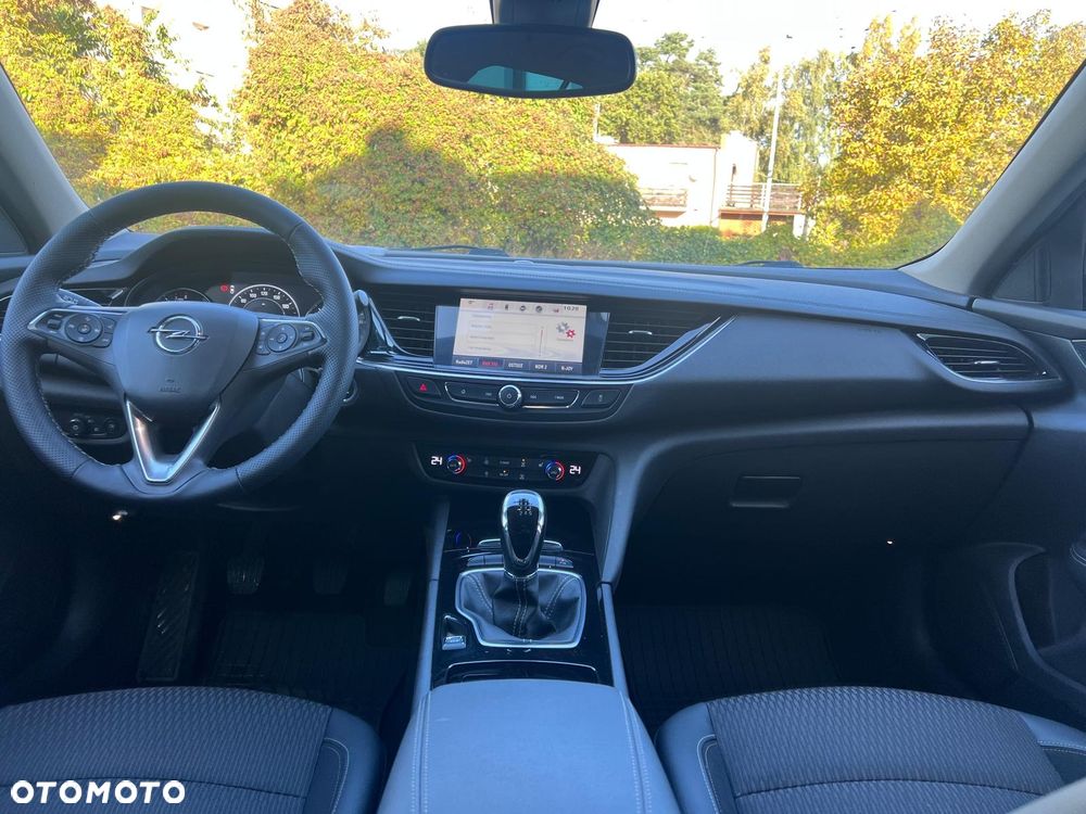Opel Insignia - 28