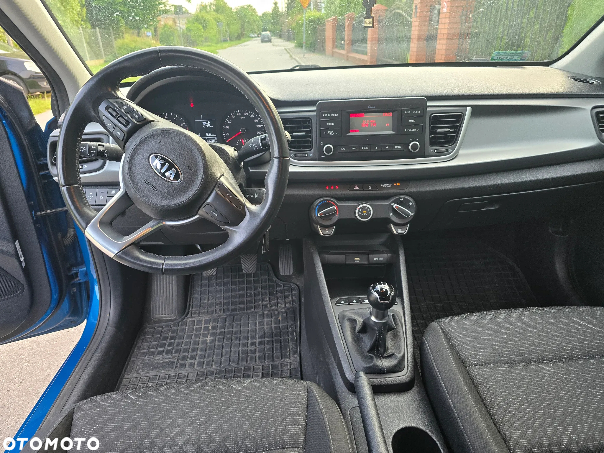 Kia Rio 1.2 M - 22