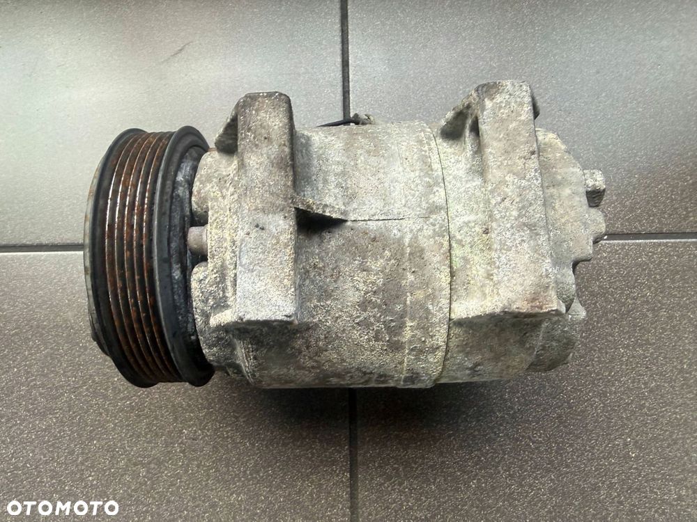 KOMPRESOR KLIMATYZACJI 2.4 VOLVO 8708581 - 1