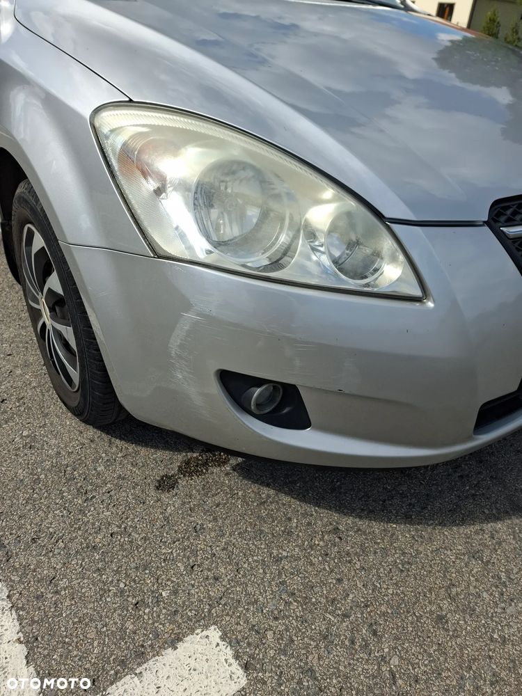 Kia Ceed 1.4 Comfort - 4