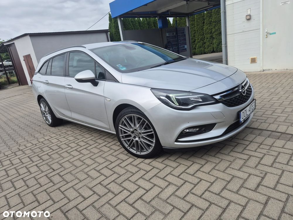 Opel Astra 1.6 CDTI Dynamic - 2