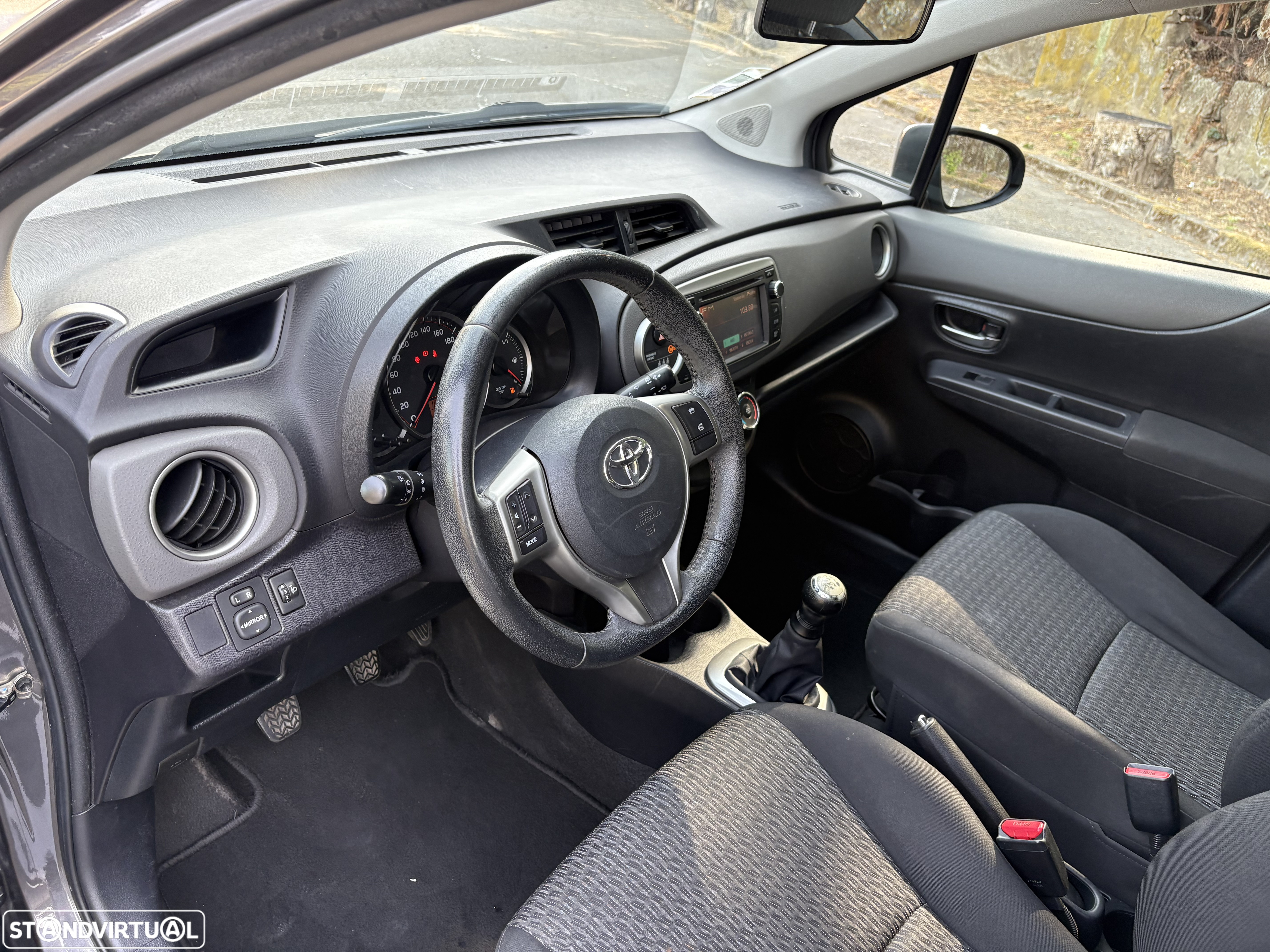 Toyota Yaris 1.0 VVT-i ACtive - 7