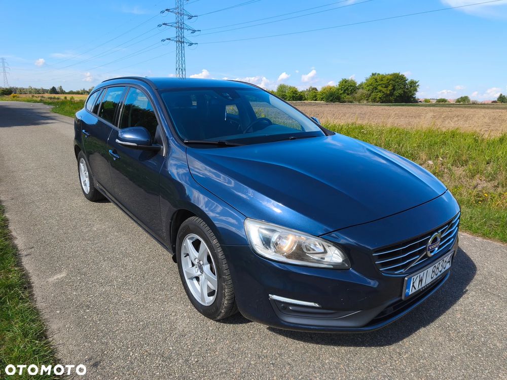 Volvo V60 D3 Momentum - 14