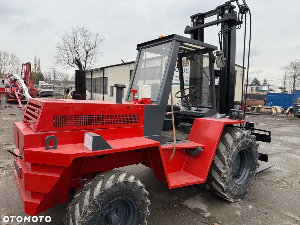 Manitou MC 40HP / Terenowy / 4 tony udźwig - 3