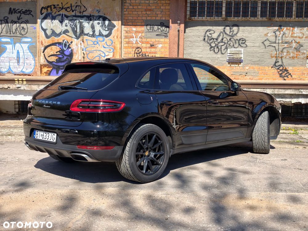 Porsche Macan - 2