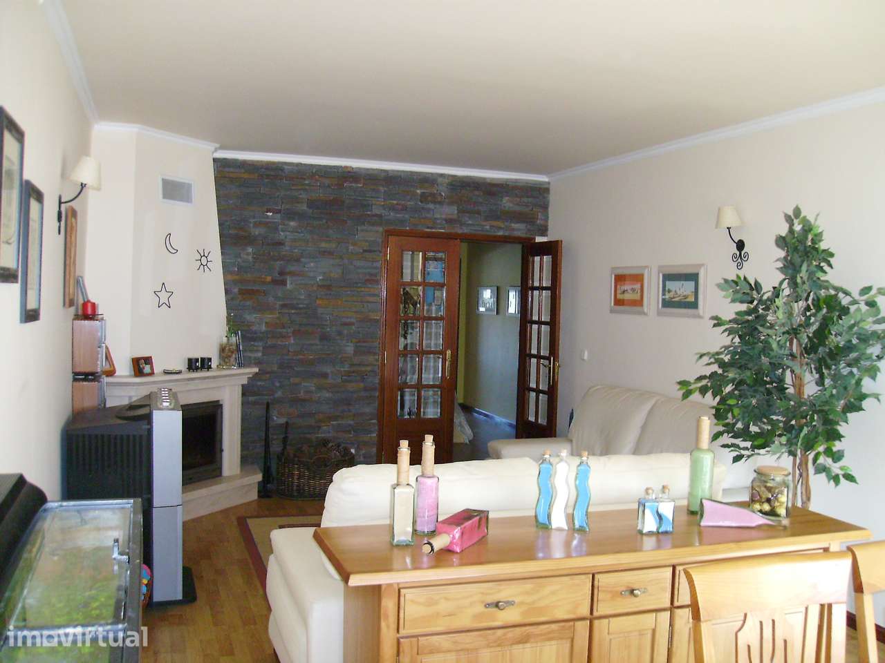 Apartamento T2+2 Duplex, com Parqueamento e Arrecadação - Grande imagem: 2/36