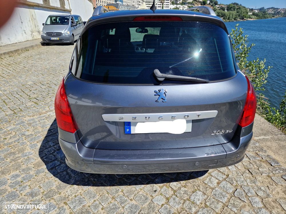 Peugeot 308 SW - 7
