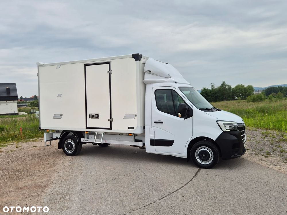 Renault MASTER 2.3 DCI 146KM IZOTERMA LAMAR SALON PL I-WŁAŚCICIEL LIFT LED KLIMA ELEKTRYKA 2020R IDEALNY - 8