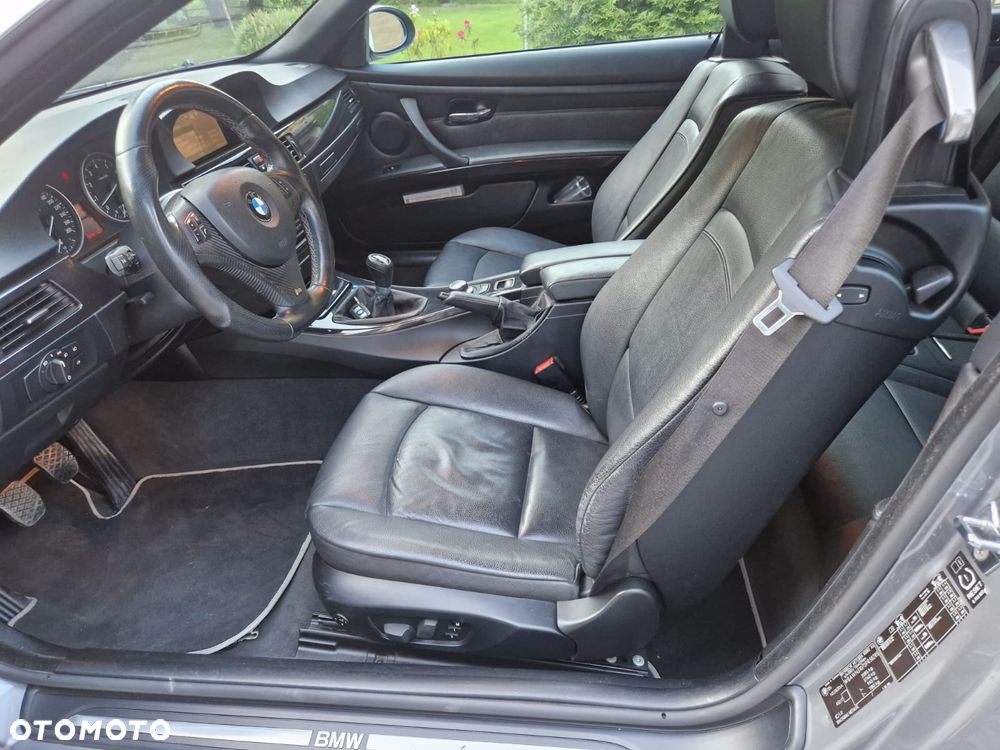 BMW Seria 3 325i - 28