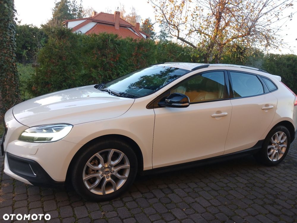 Volvo V40 2018 photo 3