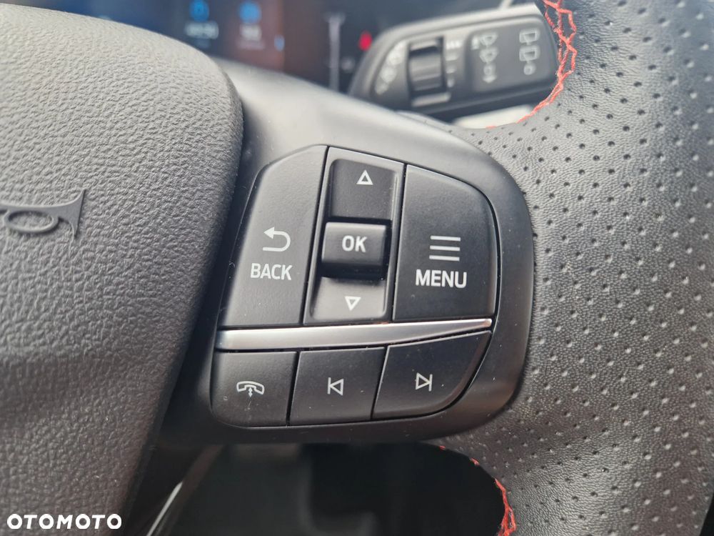 Ford Kuga 1.5 EcoBoost AWD ST-Line ASS - 21