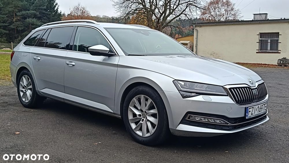 Skoda Superb 2.0 TDI DSG Premium Edition - 2