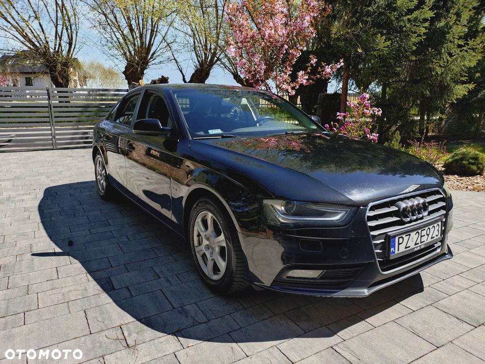 Audi A4 Limousine - 2