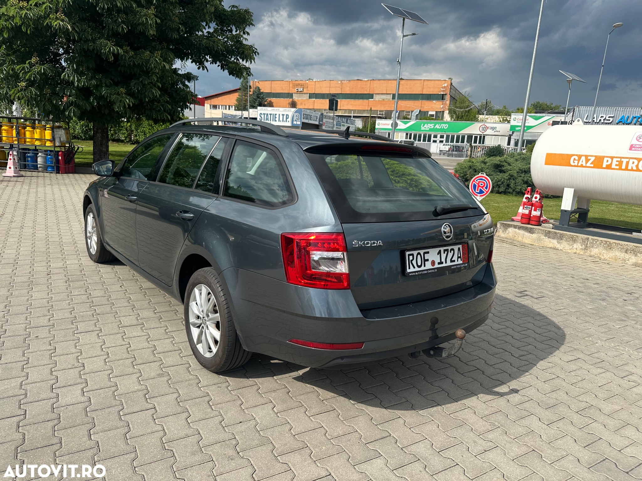 Skoda Octavia Combi Diesel 1.6 TDI Style - 4