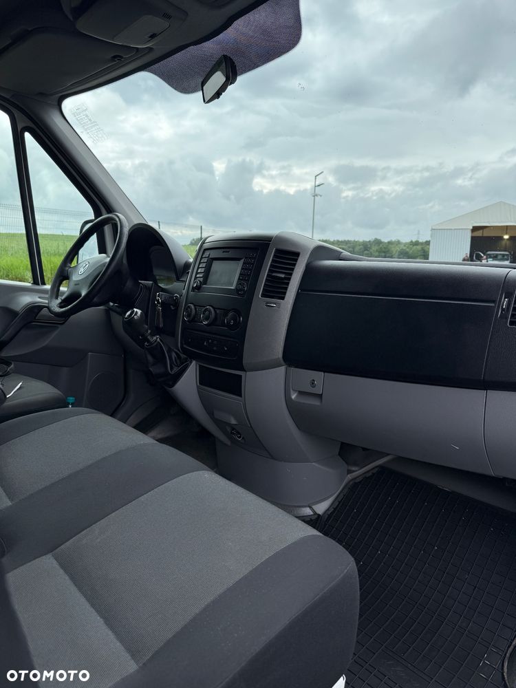 Volkswagen Crafter - 13
