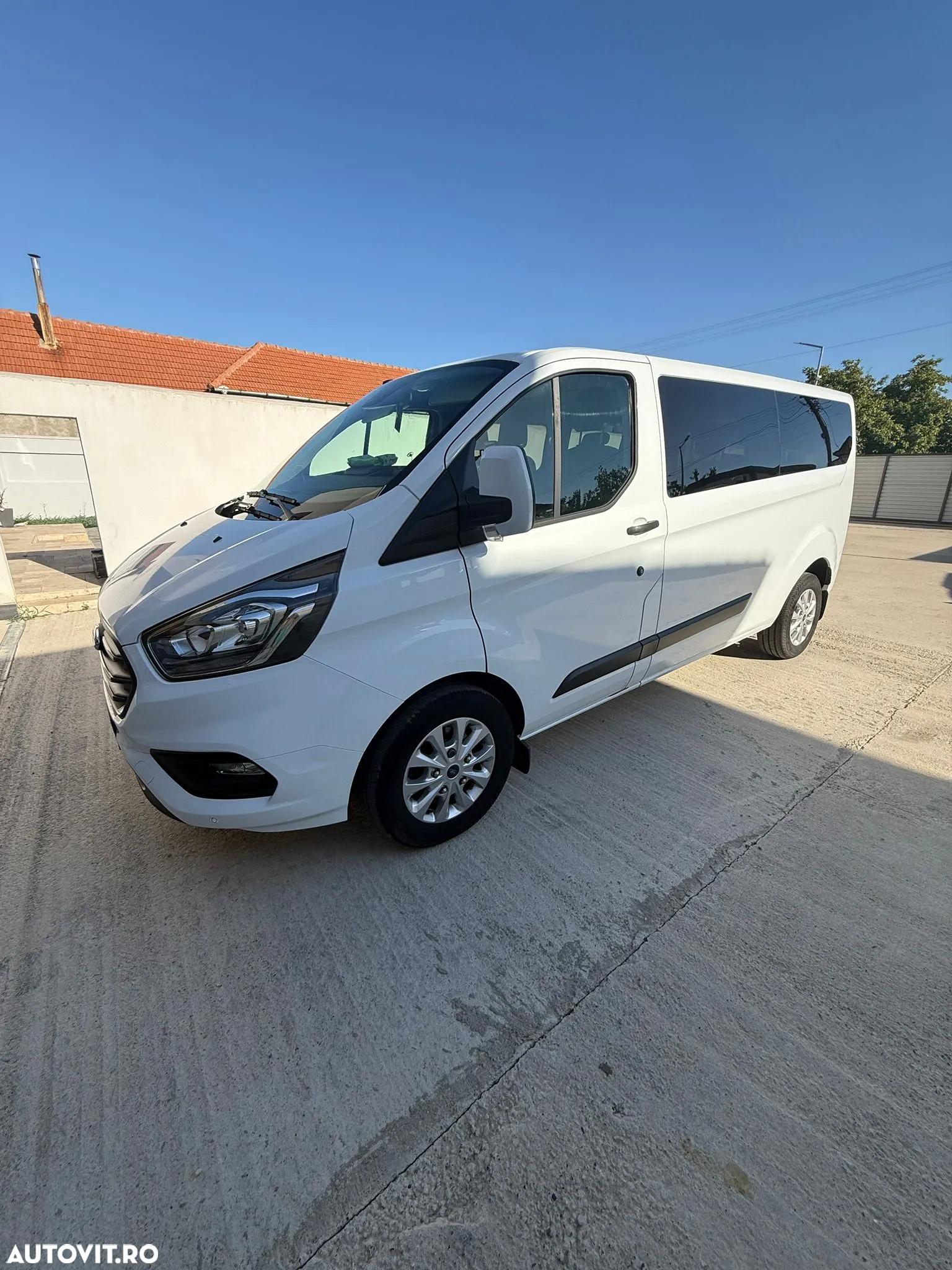 Ford Transit Custom Kombi 340 2.0 TDCI LWB L2H1 Trend - 2