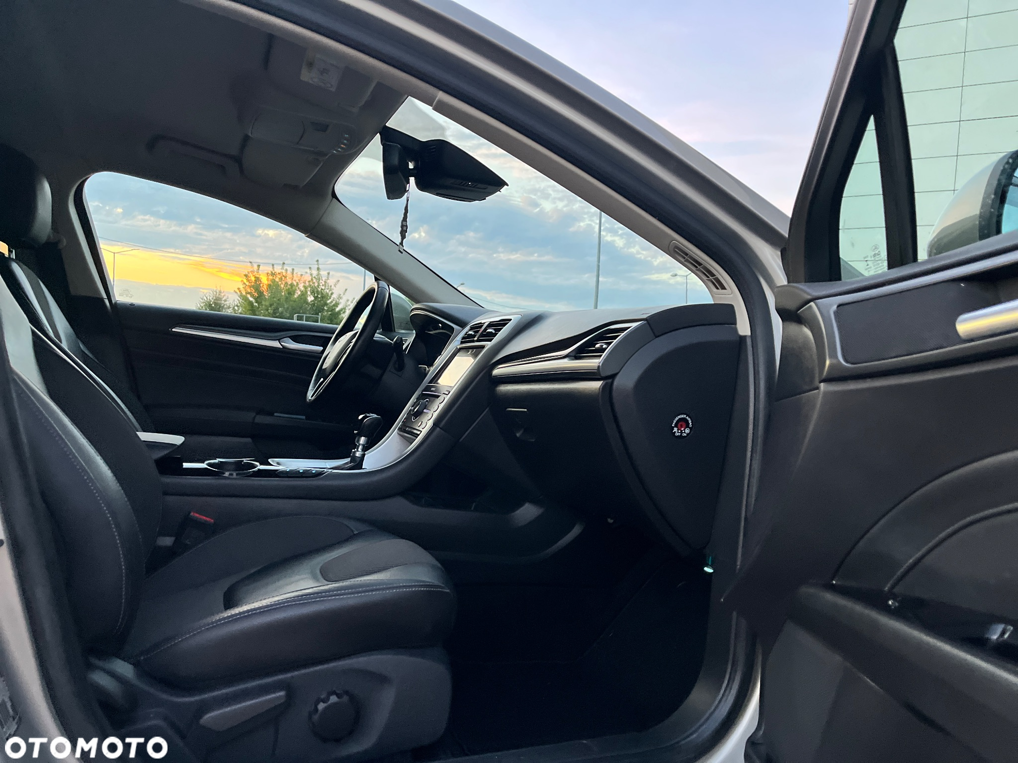 Ford Mondeo - 24