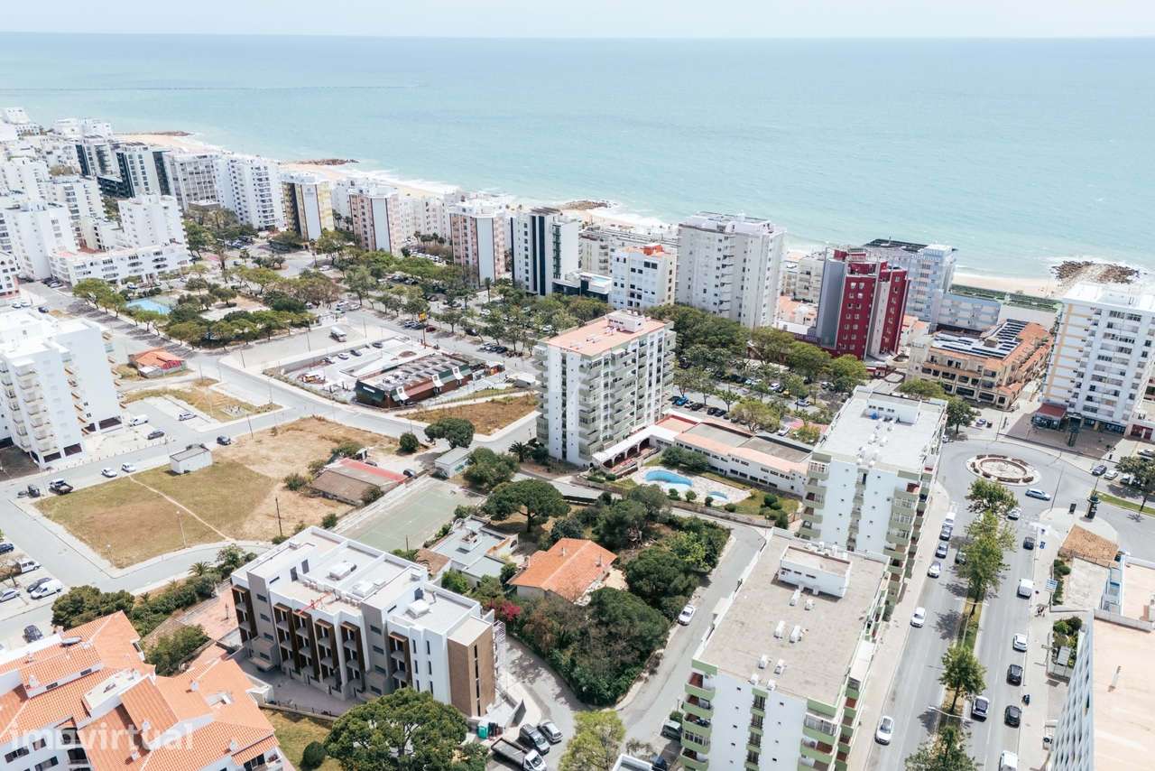 Terreno com Projeto Habitacional Aprovado, Quarteira - Grande imagem: 3/23