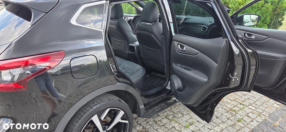 Nissan Qashqai 1.3 DIG-T Tekna+ - 27