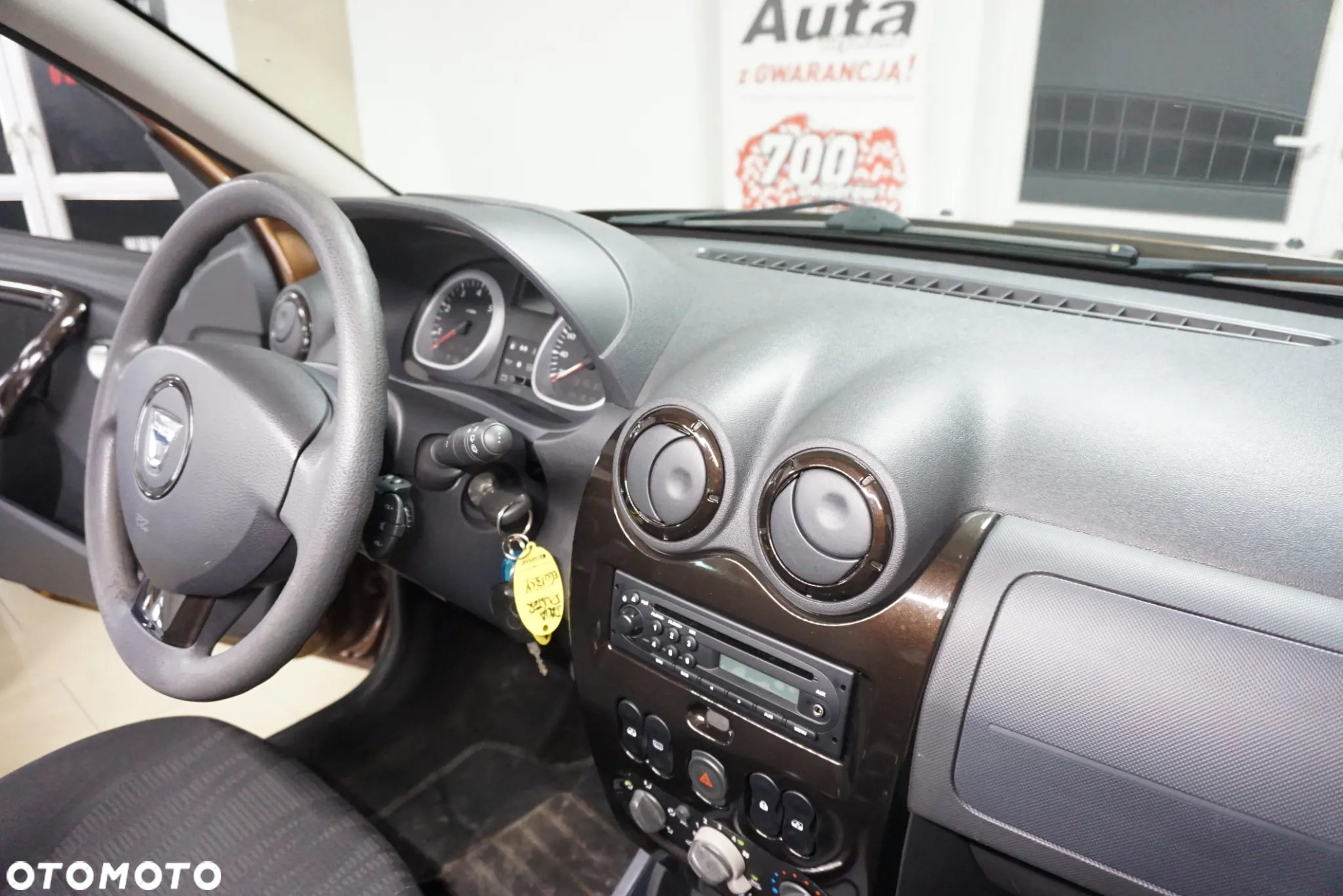 Dacia Duster 1.6 16V 4x2 Laureate - 19
