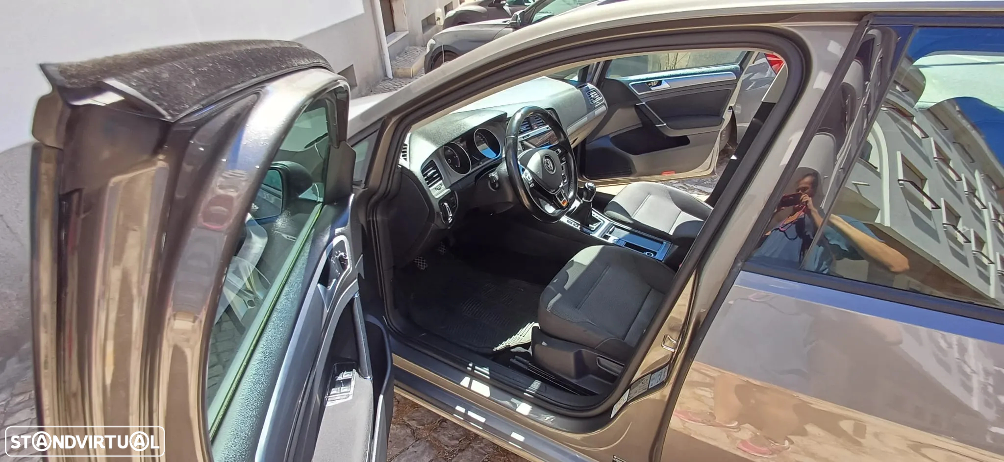 VW Golf Variant 1.6 TDi BlueMotion Confortline - 3