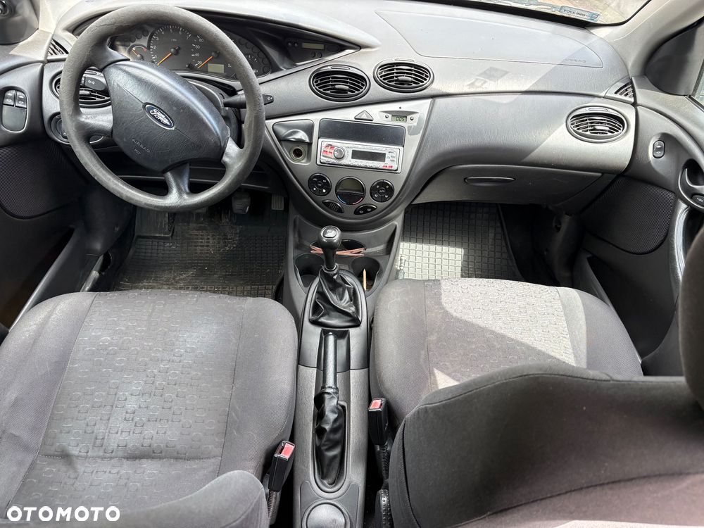 Ford Focus 1.6 Comfort X / 100 - 6