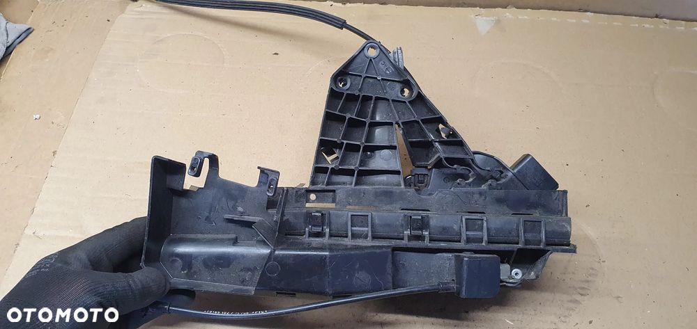 Zamek drzwi prawy przód przedni prawy Ford Focus MK2 3M5A-R21812-AK - 5