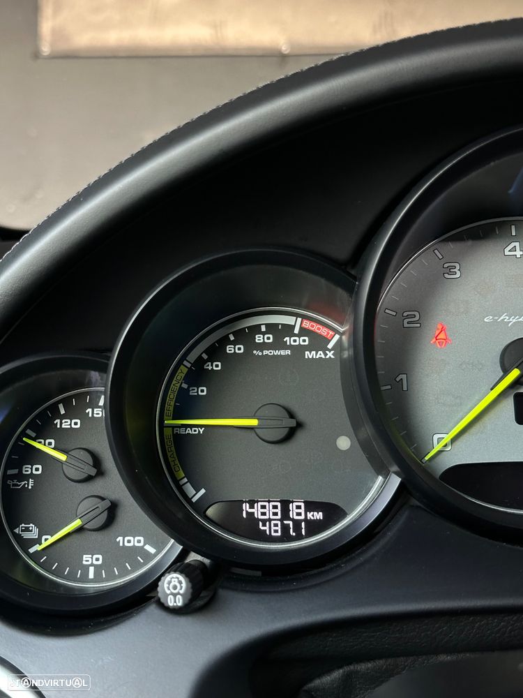 Porsche Cayenne S Hybrid Tiptronic S - 28