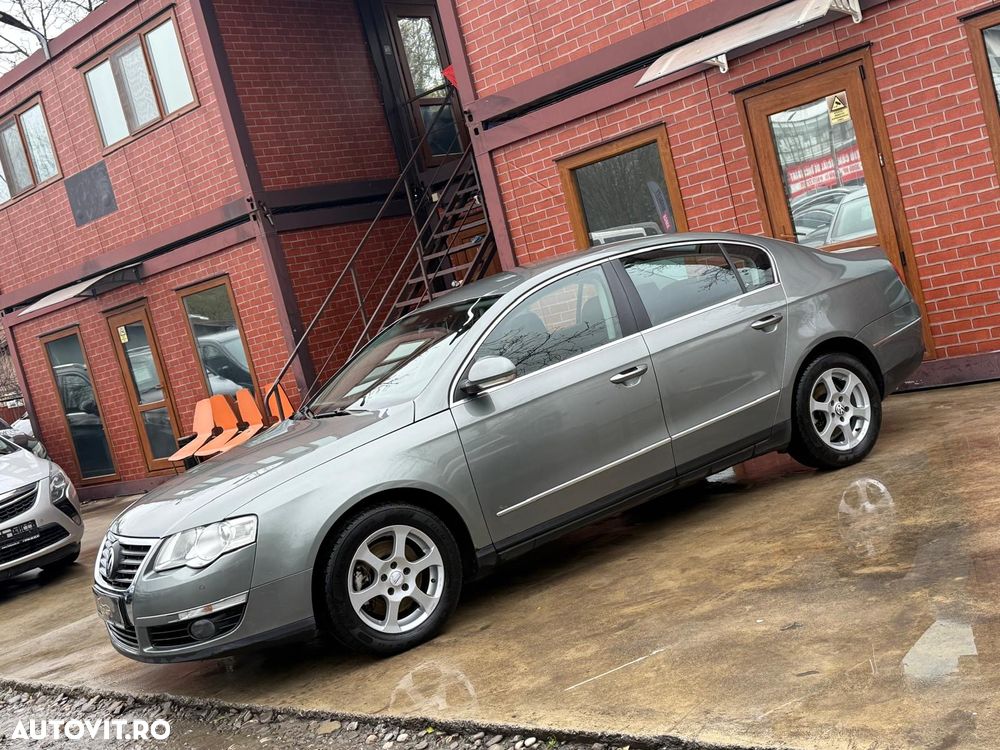 Volkswagen Passat - 32