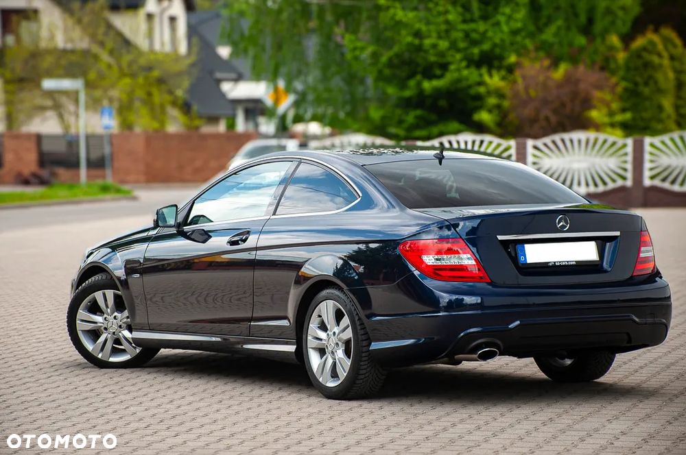 Mercedes-Benz Klasa C 180 BlueEFFICIENCY - 15
