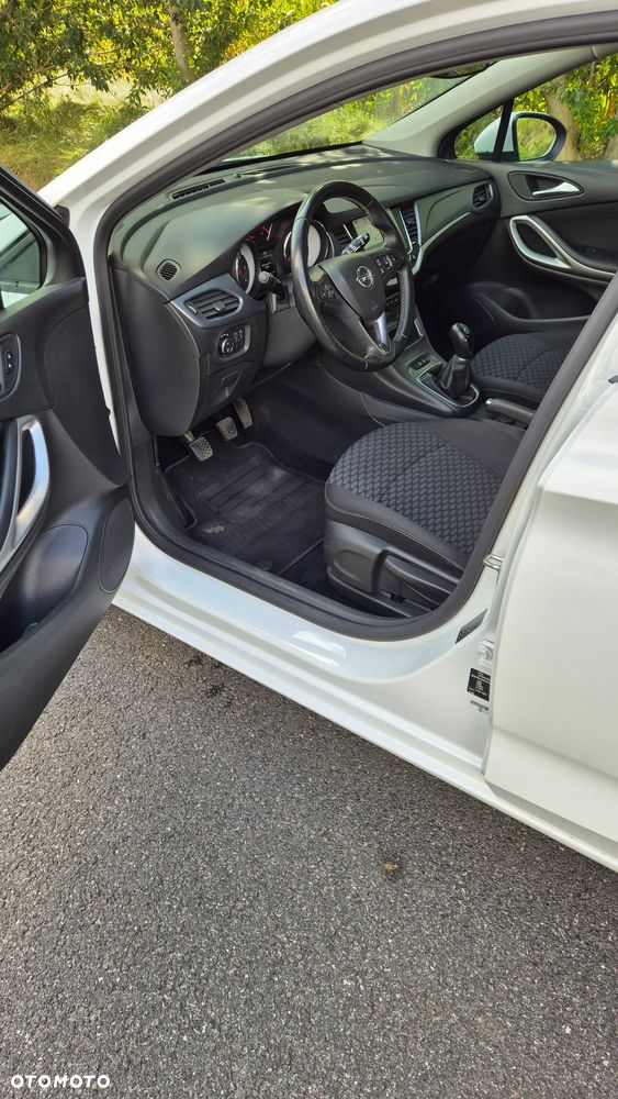 Opel Astra 1.6 D (CDTI) Edition - 36