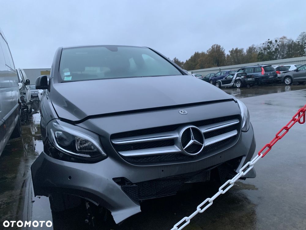 Mercedes-Benz Klasa B 200 d 7G-DCT UrbanStyle Edition - 2
