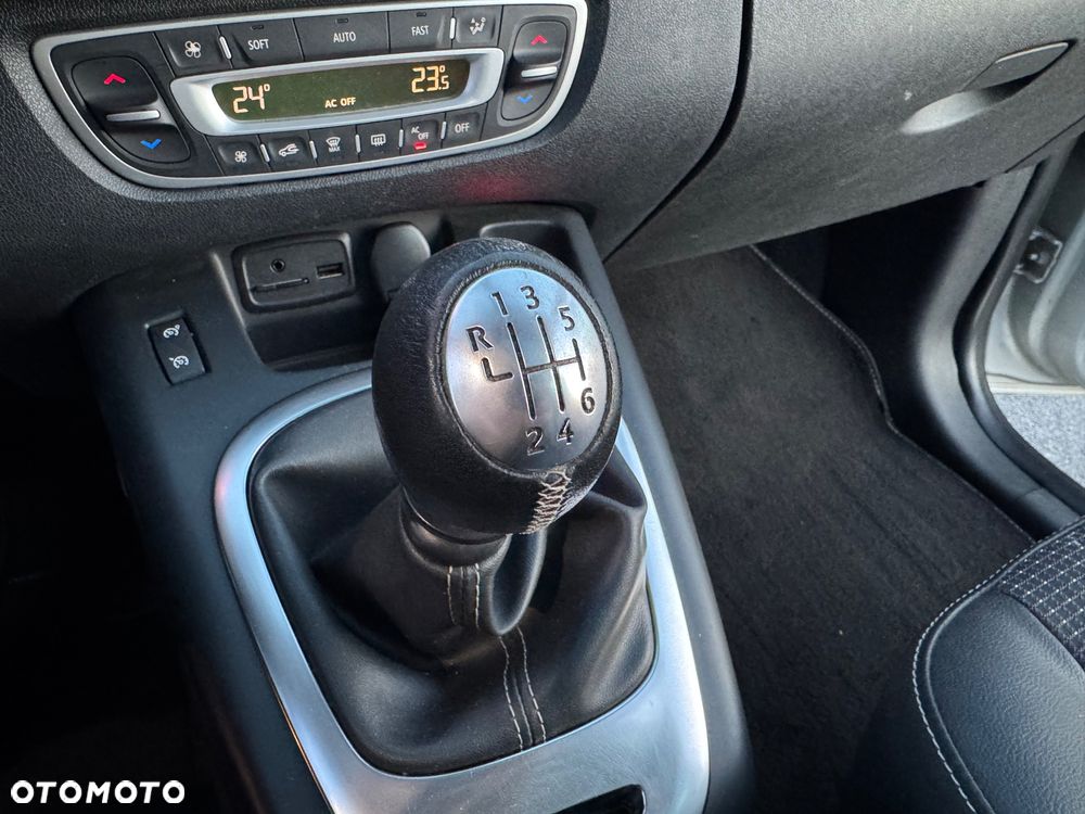 Renault Scenic 1.6 dCi Energy Bose Edition - 14