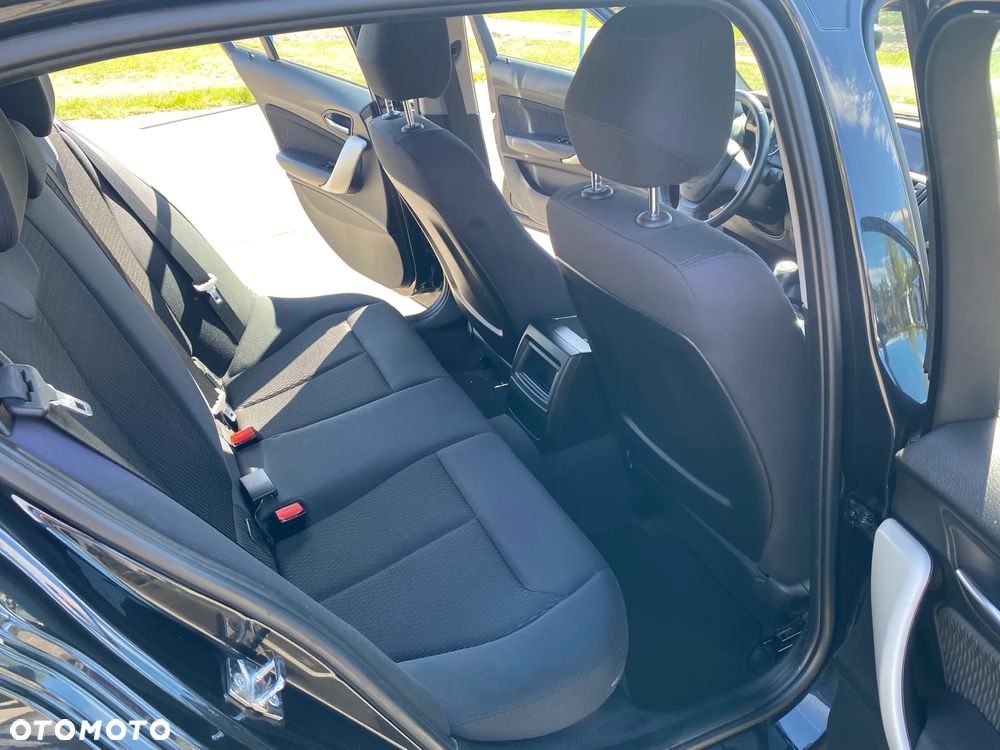 BMW Seria 1 118i Urban Line - 12