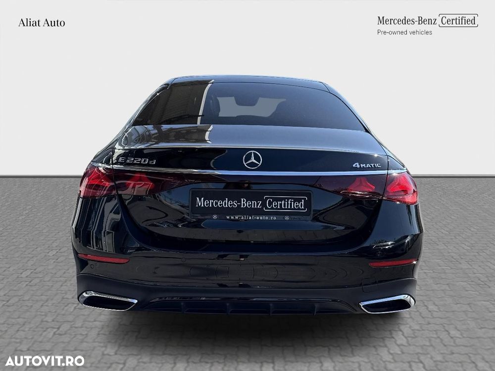 Mercedes-Benz E - 6