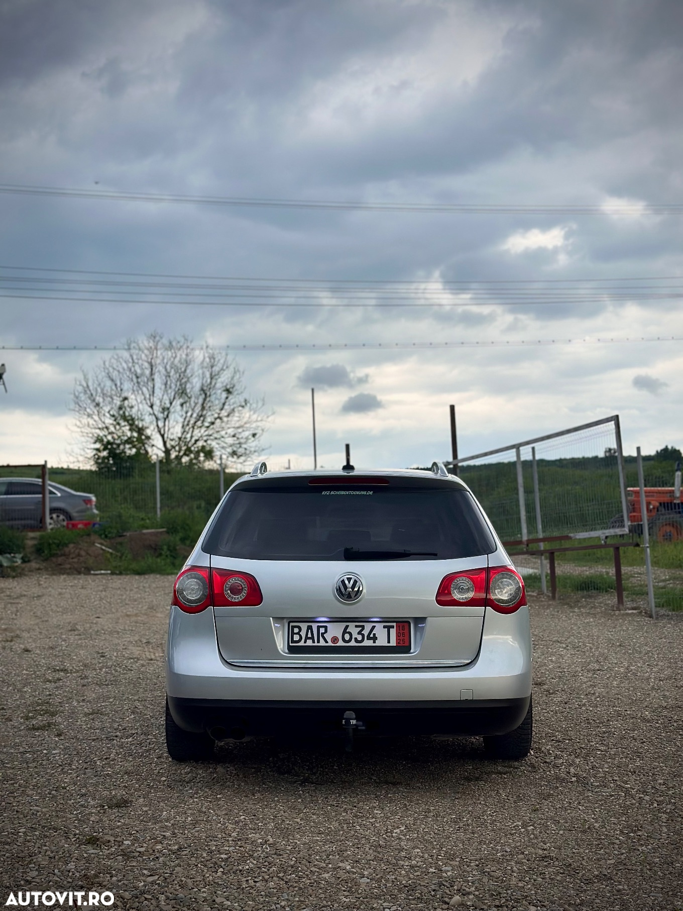 Volkswagen Passat Variant 2.0 TDI BlueMotion Technology Highline - 4