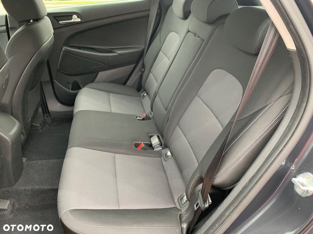 Hyundai Tucson 1.6 GDI BlueDrive Comfort 2WD - 31