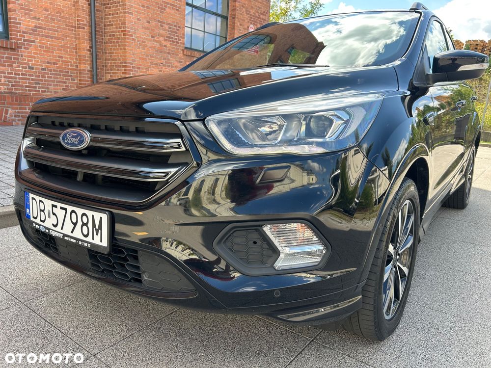 Ford Kuga 1.5 EcoBoost 2x4 ST-Line - 32