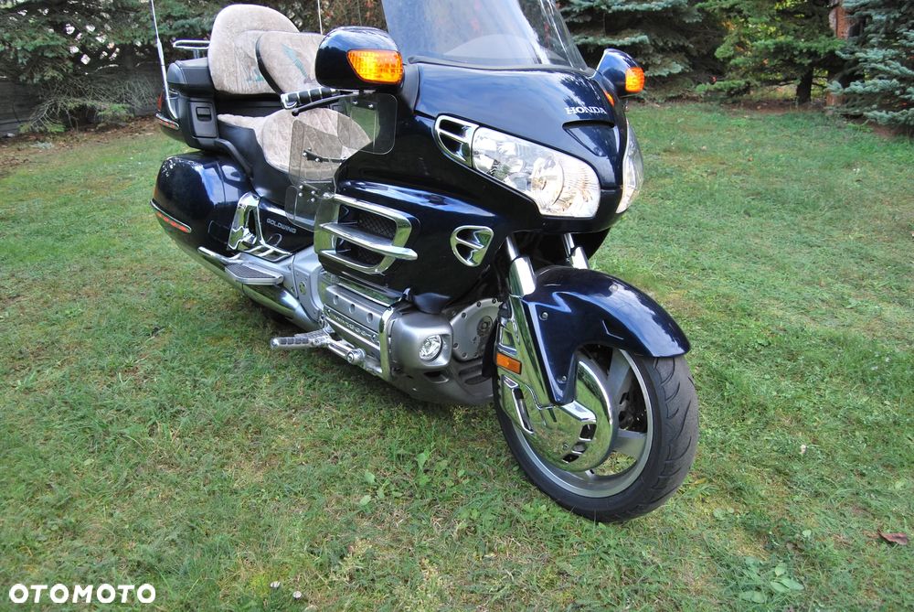 Honda GL - 8