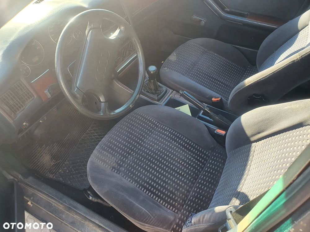 audi 80 b3 fotel kanapa deska kokpit podsufitka boczek podłokietnik licznik panel szyb stacyjka - 2