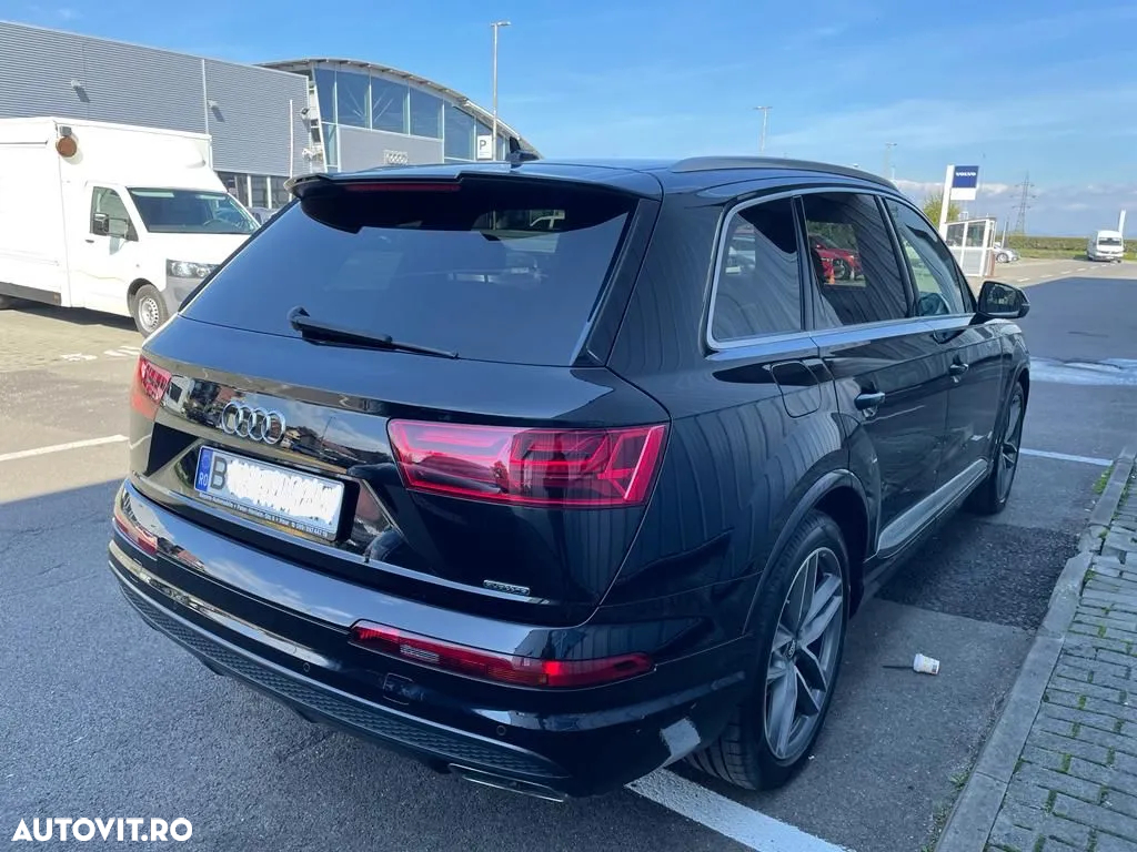 Audi Q7 - 3
