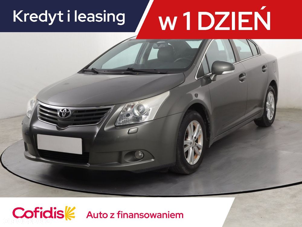 Toyota Avensis - 2