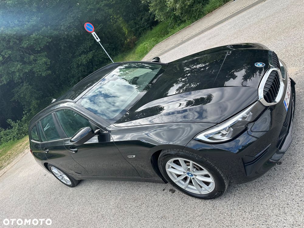 BMW Seria 3 320e PHEV sport - 5